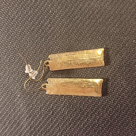 Dangling rectangle earrings (quality costume jewelry) - Picture 4 of 5